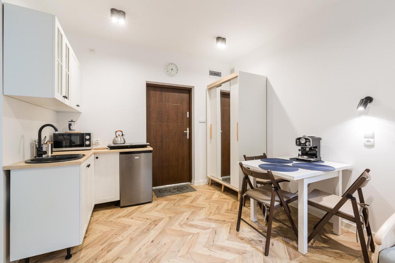 Apartament Na Plantach Apartment Lesko Bagian luar foto